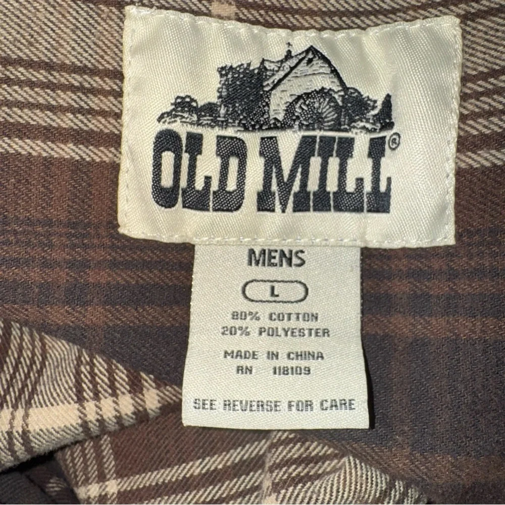 Old Mill Men’s Plaid Flannel Shirt Large Brown Tan Button Front Cotton